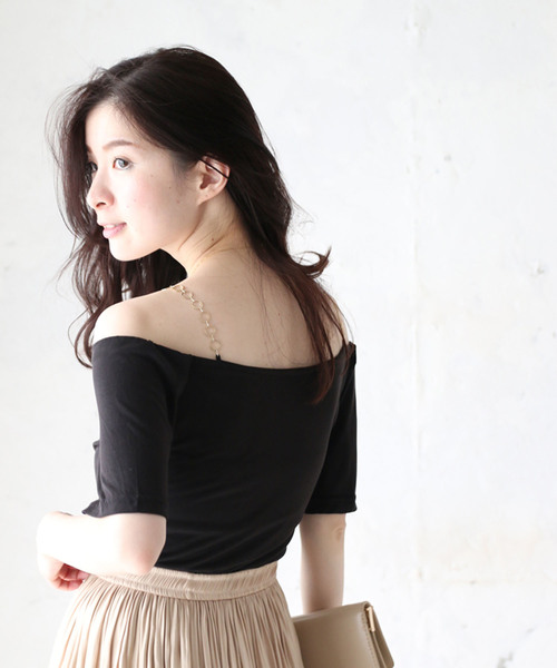 cawaii（カワイイ）の「サークルストラップのオフショルダートップス（Tシャツ/カットソー・レディース・ブラック・FREE）」の17枚目の写真