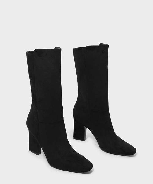 CHARLES & KEITH(チャールズ & キース)の「テパードヒールカフブーツ / TAPERED HEEL CALF BOOTS(ブーツ・レディース・ブラック/バーガンディー・22.5cm/23cm/23.5cm/24.5cm/25cm/25.5cm)」の13枚目の写真