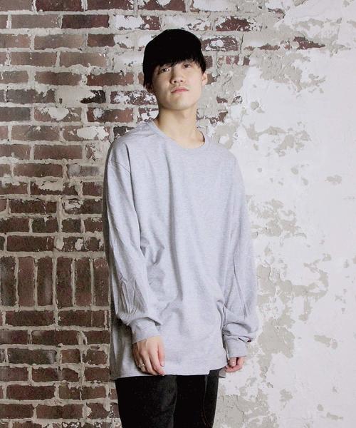 Champion（チャンピオン）の「Champion/チャンピオン　ビックシルエット無地ロンＴ（Tシャツ/カットソー・メンズ・ホワイト/ブラック/グレー/ネイビー/ロイヤルブルー/レッド・S/M/L/XL）」の4枚目の写真