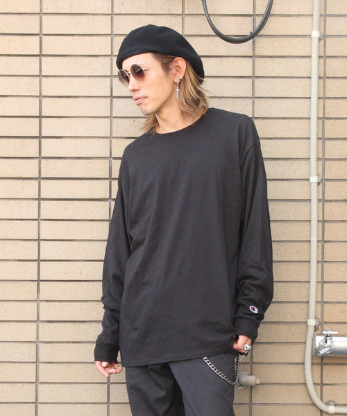 Champion（チャンピオン）の「Champion/チャンピオン　ビックシルエット無地ロンＴ（Tシャツ/カットソー・メンズ・ホワイト/ブラック/グレー/ネイビー/ロイヤルブルー/レッド・S/M/L/XL）」の3枚目の写真