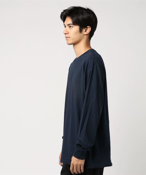 Champion（チャンピオン）の「Champion/チャンピオン　ビックシルエット無地ロンＴ（Tシャツ/カットソー・メンズ・ホワイト/ブラック/グレー/ネイビー/ロイヤルブルー/レッド・S/M/L/XL）」の8枚目の写真