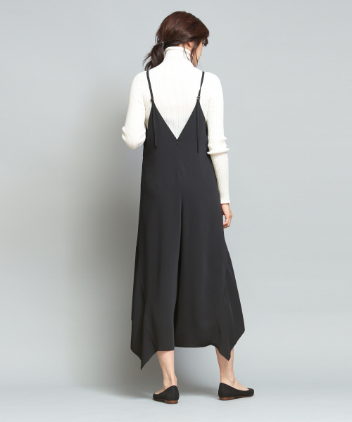 qualite(カリテ)の「キャミオールインワン(ワンピース・レディース・ブラック/ベージュ・38/36)」の15枚目の写真