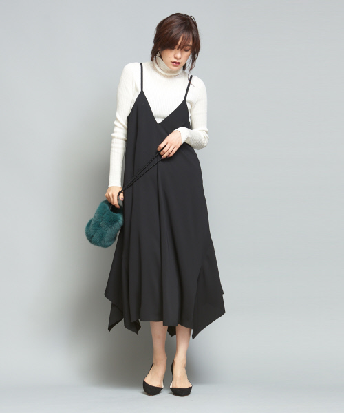 qualite(カリテ)の「キャミオールインワン(ワンピース・レディース・ブラック/ベージュ・38/36)」の18枚目の写真