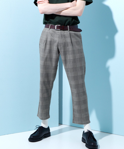 EMMA CLOTHES（エマクローズ）の「LINEN×COTTONストレッチタックアンクルワイドパンツ（その他パンツ・メンズ・ブラック/ベージュ/ネイビー/ライトオリーブ/グレー系その他/チェック・S/M/L）」の3枚目の写真