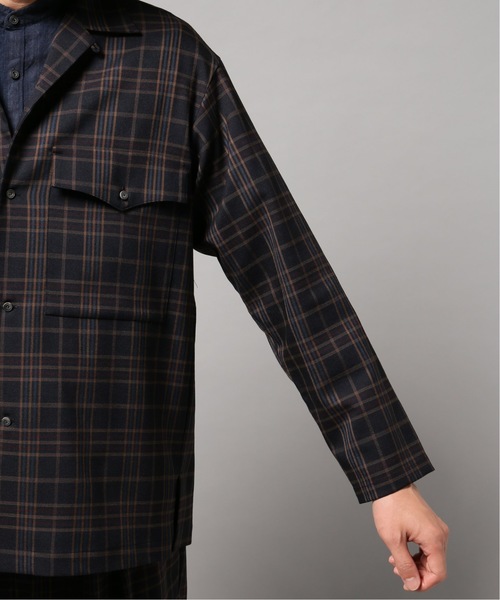 EDIFICE LA BOUCLE（エディフィスラブークル）の「【EDIFICE LA BOUCLE / ラブ―クル】オープンカラー Wポケットロングスリーブ（シャツ/ブラウス・メンズ・ネイビー・44/46/48）」の8枚目の写真