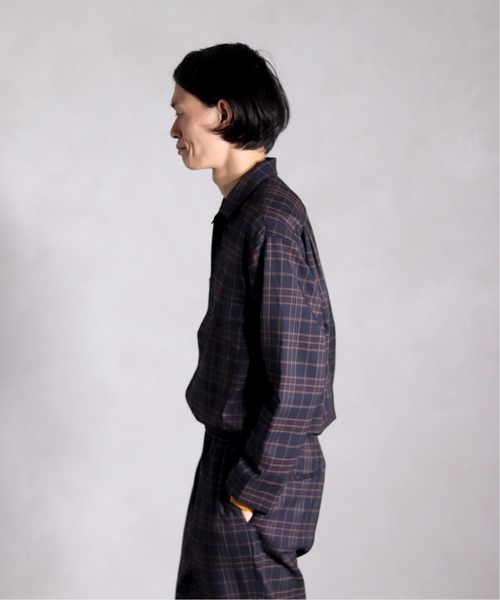 EDIFICE LA BOUCLE（エディフィスラブークル）の「【EDIFICE LA BOUCLE / ラブ―クル】オープンカラー Wポケットロングスリーブ（シャツ/ブラウス・メンズ・ネイビー・44/46/48）」の22枚目の写真