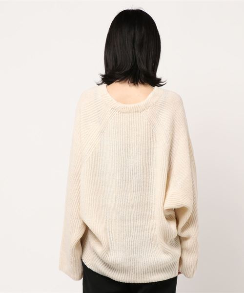 STYLEBLOCK（スタイルブロック）の「アクリルモヘアタッチVネックプルオーバーニット（ニット/セーター・レディース・ホワイト/ブラック/ベージュ/ブラウン・M）」の6枚目の写真