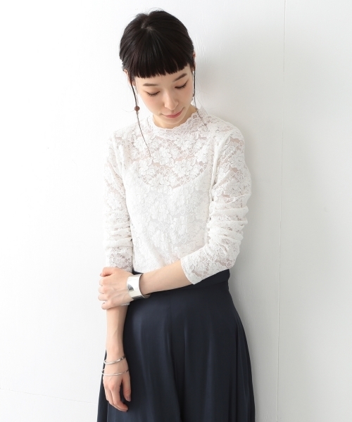 Ray BEAMS(レイビームス)の「【予約】Ray BEAMS / ストレッチレース ハイネック(Tシャツ/カットソー・レディース・ブラック/ホワイト・ONE SIZE)」の7枚目の写真