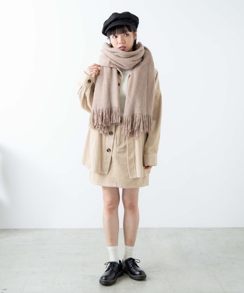 WEGO（ウィゴー）の「WEGO/起毛ボリュームシャギーストール（ストール/ショール・レディース・ホワイト/ライトグレー/ピンク/ライトブラウン/ダークグレー・FREE）」の15枚目の写真