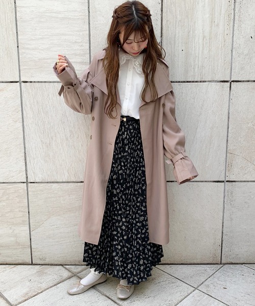 apres jour（アプレジュール）の「袖ボリュームトレンチコート【ZOZOTOWN限定アイテム】（トレンチコート・レディース・ベージュ/モカ/ミント・フリー）」の2枚目の写真