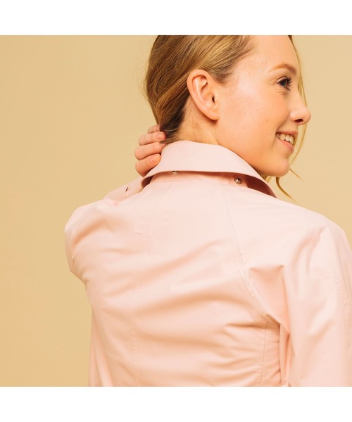 AIGLE（エーグル）の「透湿防水 ミスマノン コート（ステンカラーコート・レディース・ピンク/ベージュ・36/38/40）」の5枚目の写真