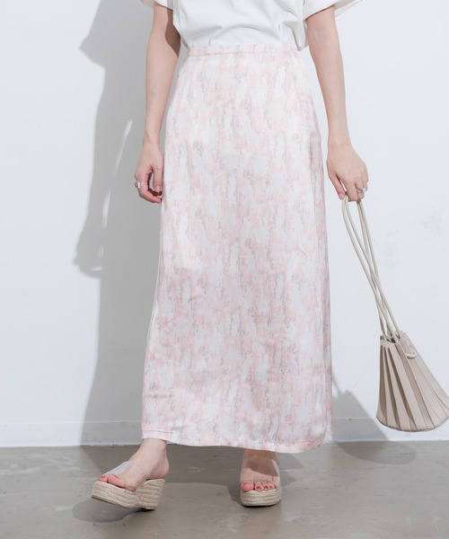 VANNIE U(ヴァニーユー)の「タイダイ柄ペイントスカート(スカート・レディース・ベージュ/コーラル・FREE)」の11枚目の写真