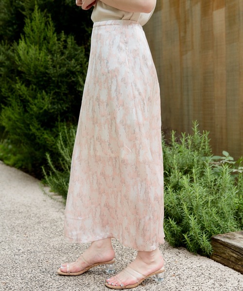 VANNIE U(ヴァニーユー)の「タイダイ柄ペイントスカート(スカート・レディース・ベージュ/コーラル・FREE)」の13枚目の写真