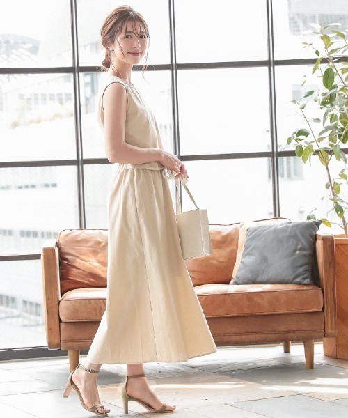 KOBE LETTUCE（コウベレタス）の「前後2wayセットアップ風リネンブレンドワンピース（ワンピース・レディース・ブラウン/イエロー系その他/ライトベージュ・FREE）」の11枚目の写真