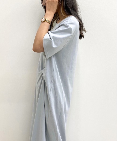 apres jour mignon(アプレジュールミニョン)の「タックデザインカットワンピース【ZOZOTOWN限定アイテム】(ワンピース・レディース・カーキ/その他/ブルー系その他・フリー)」の17枚目の写真