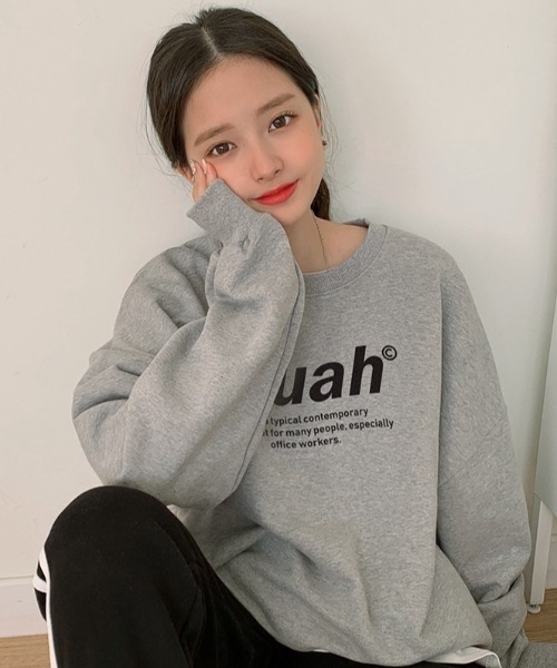 muahmuah(ムーアムーア)の「A'GEM/9 × .kom『muah muah/ムーアムーア』MUAH SIGNATURE GRAPHIC MTM/シグネチャー グラフィック MTM スウェットシャツ トレーナー(スウェット・レディース・ライトグレー/グレー/インディゴブルー/ブラック/アイボリー/ベージュ/カーキ・FREE)」の20枚目の写真