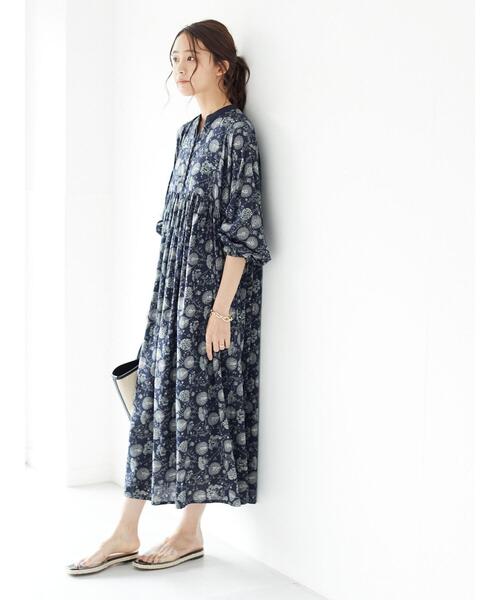 CRAFT STANDARD BOUTIQUE(クラフトスタンダードブティック)の「タンポポ柄ギャザーワンピース *◇(ワンピース・レディース・アイボリー/チャコールグレー・FREE)」の15枚目の写真