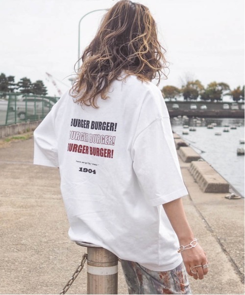HWG_5（エイチダブルゴー）の「HWG_5オリジナルビッグシルエットプリントTシャツ - BURGER -（Tシャツ/カットソー・レディース・ホワイト/ブラック/ホワイト系その他/ブラック系その他・FREE）」の20枚目の写真