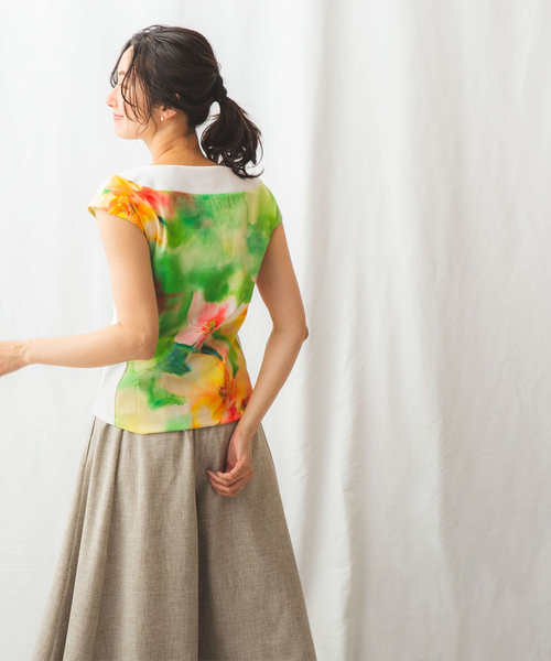 NARACAMICIE(ナラカミーチェ)の「水彩風フラワーカットソーコンビプルオーバー(シャツ/ブラウス・レディース・ブルー/グリーン・LARGE/MEDIUM/SMALL)」の16枚目の写真