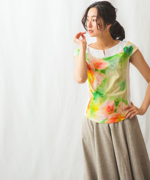 NARACAMICIE(ナラカミーチェ)の「水彩風フラワーカットソーコンビプルオーバー(シャツ/ブラウス・レディース・ブルー/グリーン・LARGE/MEDIUM/SMALL)」の14枚目の写真