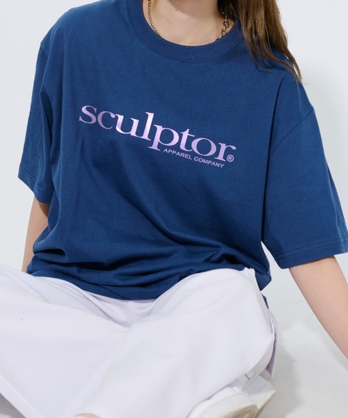 SCULPTOR（スカルプター）の「METALLIC SERIF LOGO TEE/メタリックセリフロゴTシャツ（Tシャツ/カットソー・レディース・ホワイト/ブラック/インディゴブルー/ダークブラウン・SMALL/MEDIUM/LARGE/X-LARGE）」の16枚目の写真