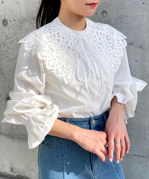 moment+（モーメントプラス）の「刺繍レース付け襟スタンドカラーブラウス（シャツ/ブラウス・レディース・ブラック/ホワイト系その他/オフホワイト/ブラック系その他・L/M）」の6枚目の写真