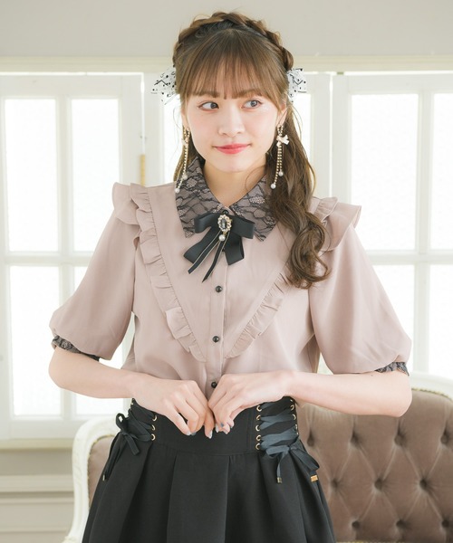 ROJITA(ロジータ)の「ブローチ付き衿レースブラウス(シャツ/ブラウス・レディース・ブラック/ホワイト/ピンク・FREE)」の9枚目の写真