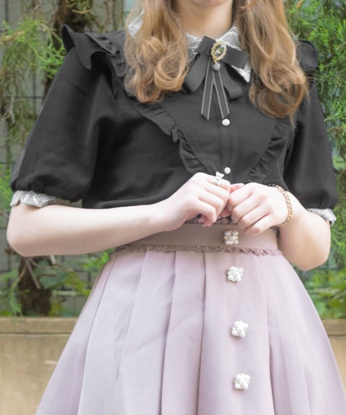 ROJITA(ロジータ)の「ブローチ付き衿レースブラウス(シャツ/ブラウス・レディース・ブラック/ホワイト/ピンク・FREE)」の22枚目の写真