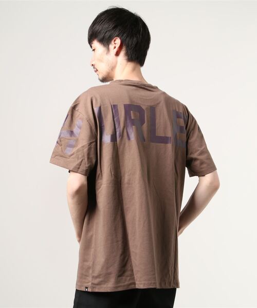 Hurley （ハーレー）の「【ムラサスポーツ別注】Hurley/ハーレー ルーズシルエット　バックプリントTシャツ　 MSS2100R17（Tシャツ/カットソー・メンズ・グリーン/ホワイト/ブラウン・L/S/M）」の4枚目の写真