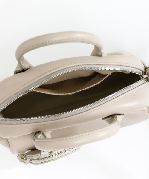 AS KNOW AS plus(アズノゥアズプラス)の「☆シグナルボストンBAG(ボストンバッグ・レディース・ブラック/ブラウン/ベージュ・FREE)」の4枚目の写真