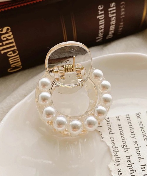 lala Born（ララボーン）の「大粒パールヘアクリップ（バレッタ/ヘアクリップ・レディース・A/B/C・FREE）」の3枚目の写真