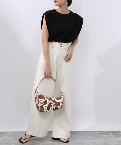 JEANASIS(ジーナシス)の「ムーンバケットバッグ/957493(ショルダーバッグ・レディース・オフホワイト/ブラウン系その他/ブラック・FREE)」の8枚目の写真