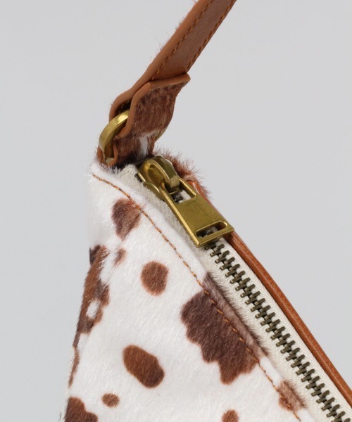 JEANASIS(ジーナシス)の「ムーンバケットバッグ/957493(ショルダーバッグ・レディース・オフホワイト/ブラウン系その他/ブラック・FREE)」の21枚目の写真