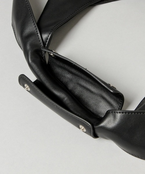 HARE（ハレ）の「シンセティックレザーショッパートートバッグ(HARE)（トートバッグ・レディース・ブラック/ブラック×ホワイト/シルバー/グレー/ボルドー・FREE）」の18枚目の写真