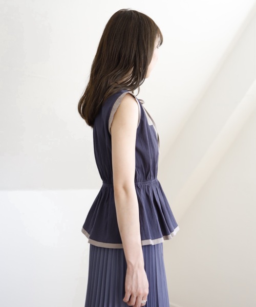 UNFIELD（アンフィールド）の「【UNFIELD】配色サッカー切替ペプラムブラウス（シャツ/ブラウス・レディース・ネイビー/ミント・FREE）」の13枚目の写真