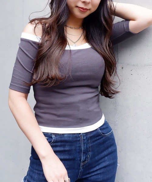 SPIRALGIRL(スパイラルガール)の「バイカラーハーフスリーブトップス(Tシャツ/カットソー・レディース・グレー/グリーン・FREE)」の4枚目の写真