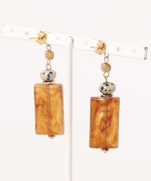 tone（トーン）の「【laule'a】ブラウンマットダルメシアンピアス(MA)（ピアス（両耳用）・レディース・ゴールド・FREE）」の2枚目の写真