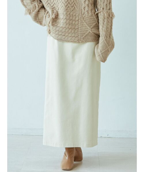 LAGUNAMOON(ラグナムーン)の「コーデュロイタイトスカート(スカート・レディース・ホワイト/チャコールグレー/ブラック・SMALL/MEDIUM)」の2枚目の写真