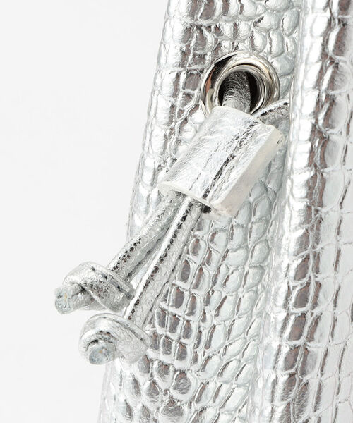 marco masi(マルコマージ)の「【MARCO MASI/ マルコマージ】しぼりトートバッグ(トートバッグ・レディース・ベージュ/シルバー・FREE)」の3枚目の写真