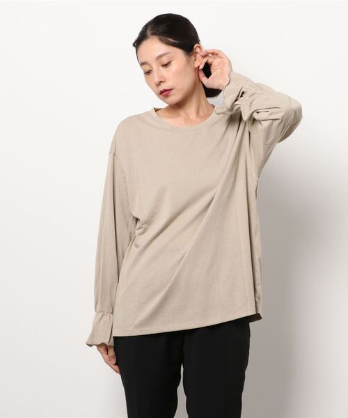 Samansa Mos2 blue(サマンサモスモスブルー)の「キャンディースリーブプルオーバー(Tシャツ/カットソー・レディース・オフホワイト/チャコール/ベージュ・フリ-)」の7枚目の写真