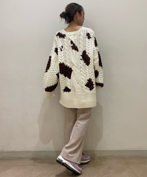 emmi(エミ)の「【emmi atelier】インサイドスリットポンチパンツ(その他パンツ・レディース・ベージュ/パープル/ブラック・0/1)」の7枚目の写真