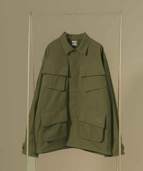 ARMY TWILL(アーミーツイル)の「ARMY TWILL Rip Stop Fatigue Jacket(ミリタリージャケット・メンズ・ブラック/カーキ・MEDIUM/LARGE)」の5枚目の写真