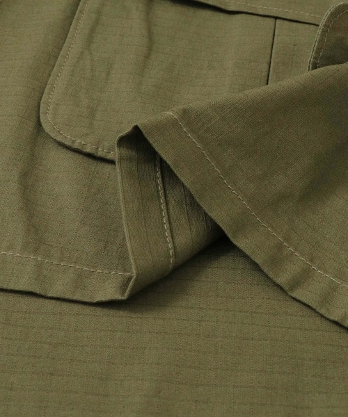 ARMY TWILL(アーミーツイル)の「ARMY TWILL Rip Stop Fatigue Jacket(ミリタリージャケット・メンズ・ブラック/カーキ・MEDIUM/LARGE)」の19枚目の写真