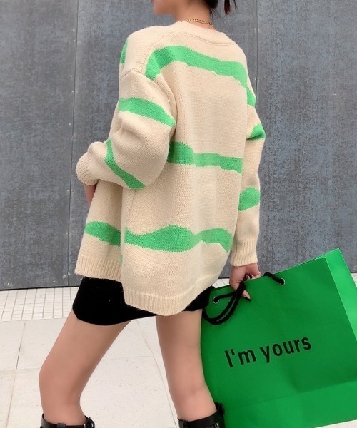 Diosfront（ディオスフロント）の「Vネック配色カーディガン（カーディガン/ボレロ・レディース・ホワイト/ブラック/グレー/ベージュ・FREE）」の18枚目の写真