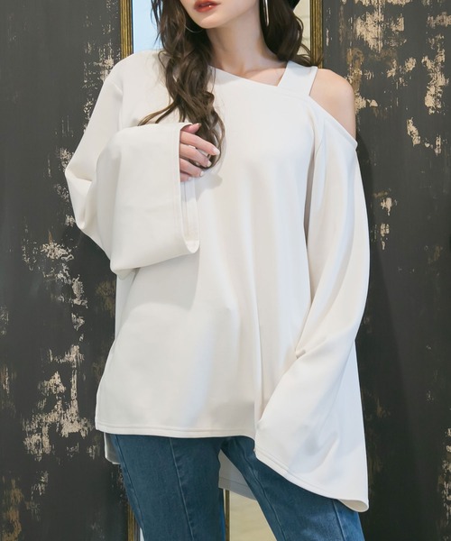Newlyme（ニューリーミー）の「ワイドスリーブワンショルチュニックトップス（Tシャツ/カットソー・レディース・ブラック/ブラウン/ボルドー/パープル/アイボリー/ブルーグレー・MEDIUM/XX-LARGE/X-LARGE/LARGE）」の2枚目の写真