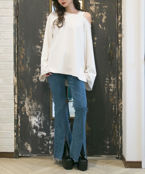 Newlyme（ニューリーミー）の「ワイドスリーブワンショルチュニックトップス（Tシャツ/カットソー・レディース・ブラック/ブラウン/ボルドー/パープル/アイボリー/ブルーグレー・MEDIUM/XX-LARGE/X-LARGE/LARGE）」の8枚目の写真