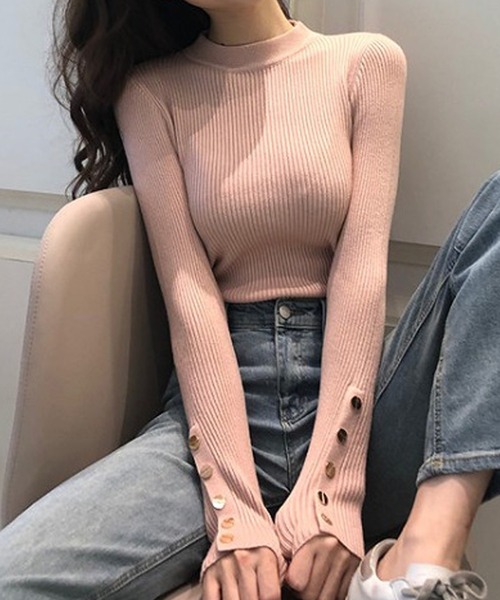 Ulysses（ユリシス）の「袖ボタン付きリブニット（ニット/セーター・レディース・ブラック/ホワイト/レッド/ベージュ/ブルー/ピンク・F）」の5枚目の写真