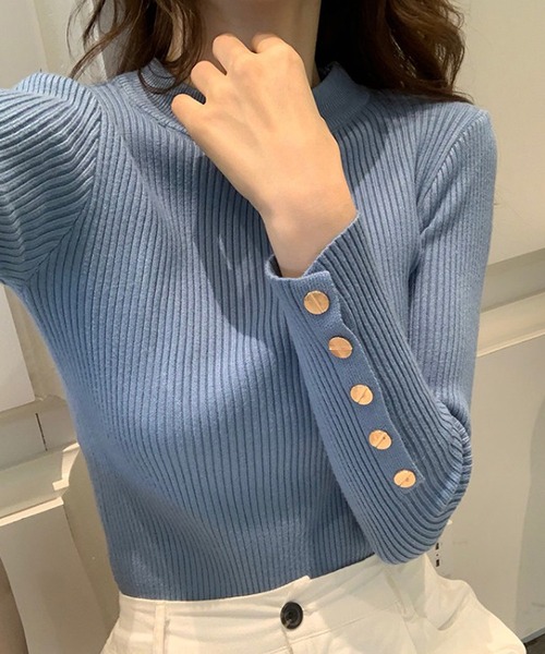 Ulysses（ユリシス）の「袖ボタン付きリブニット（ニット/セーター・レディース・ブラック/ホワイト/レッド/ベージュ/ブルー/ピンク・F）」の4枚目の写真