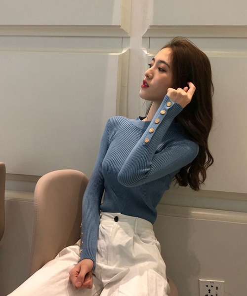 Ulysses（ユリシス）の「袖ボタン付きリブニット（ニット/セーター・レディース・ブラック/ホワイト/レッド/ベージュ/ブルー/ピンク・F）」の14枚目の写真