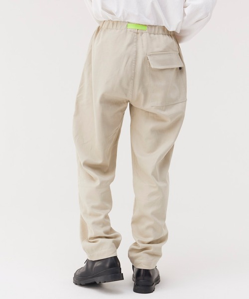 Not So Ape（ノットソーエイプ）の「ネオンベルト ベイカーパンツ（その他パンツ・メンズ・ネイビー/ベージュ/グリーン・MEDIUM/LARGE）」の8枚目の写真